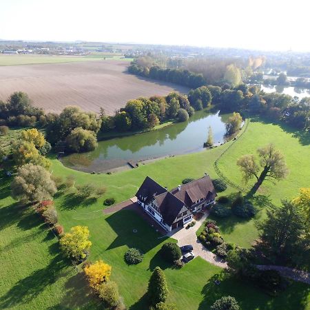 مبيت وإفطار Domaine D'Aveluy المظهر الخارجي الصورة